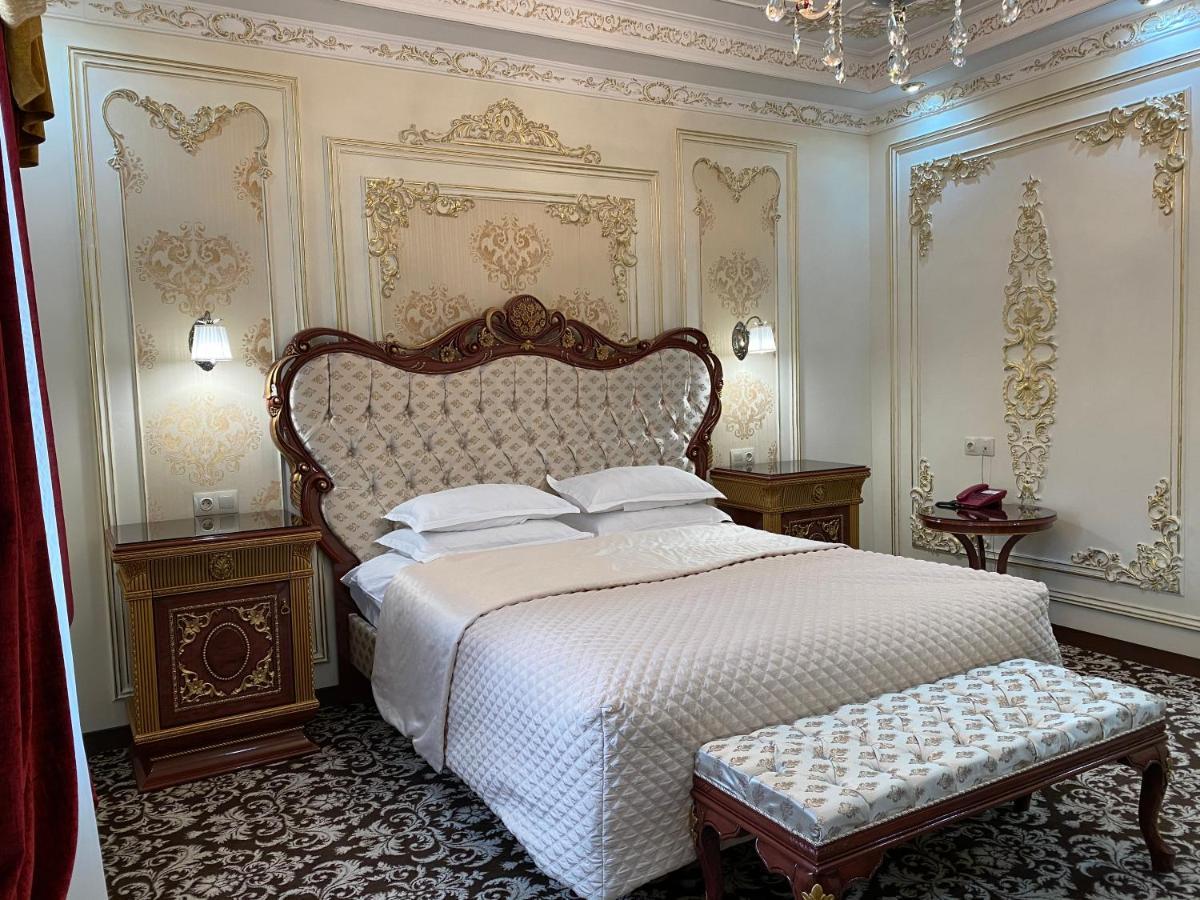 Lion Hotel Astana Eksteriør billede