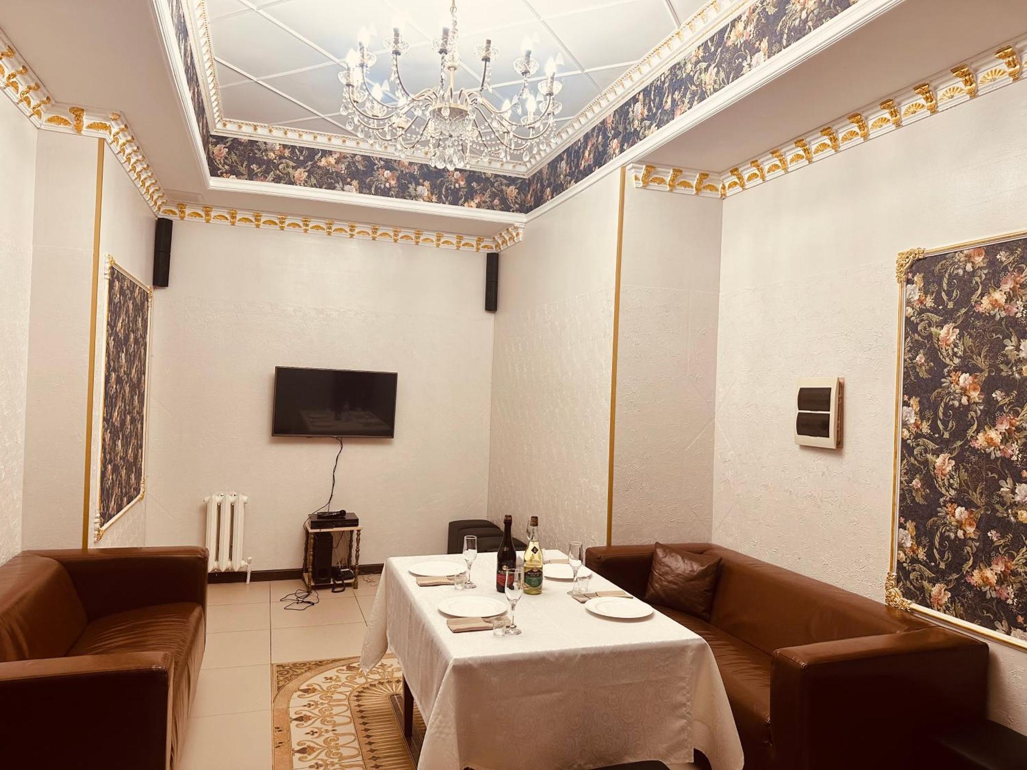 Lion Hotel Astana Eksteriør billede