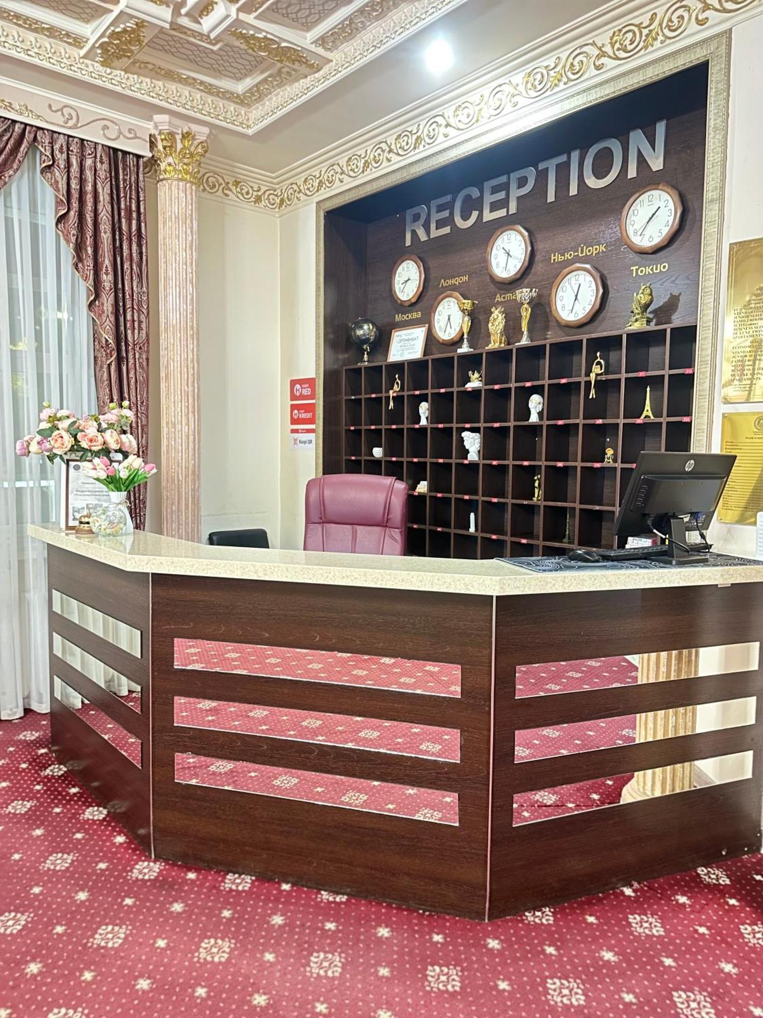 Lion Hotel Astana Eksteriør billede